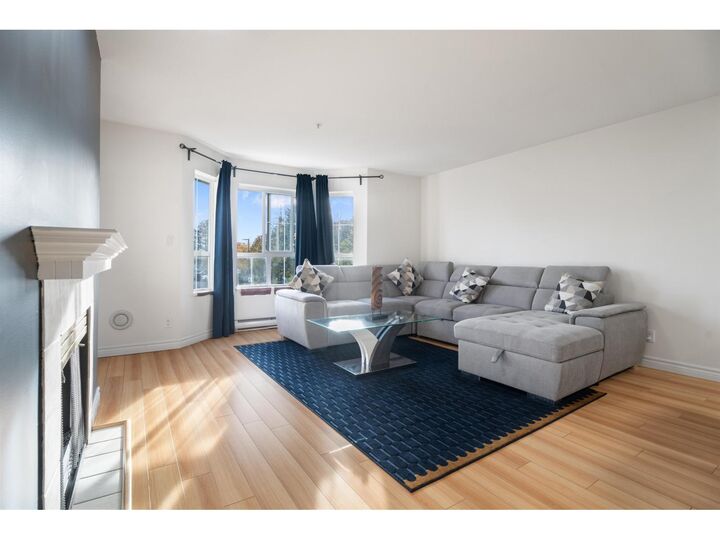 15268 105 Avenue 318 — photo 1
