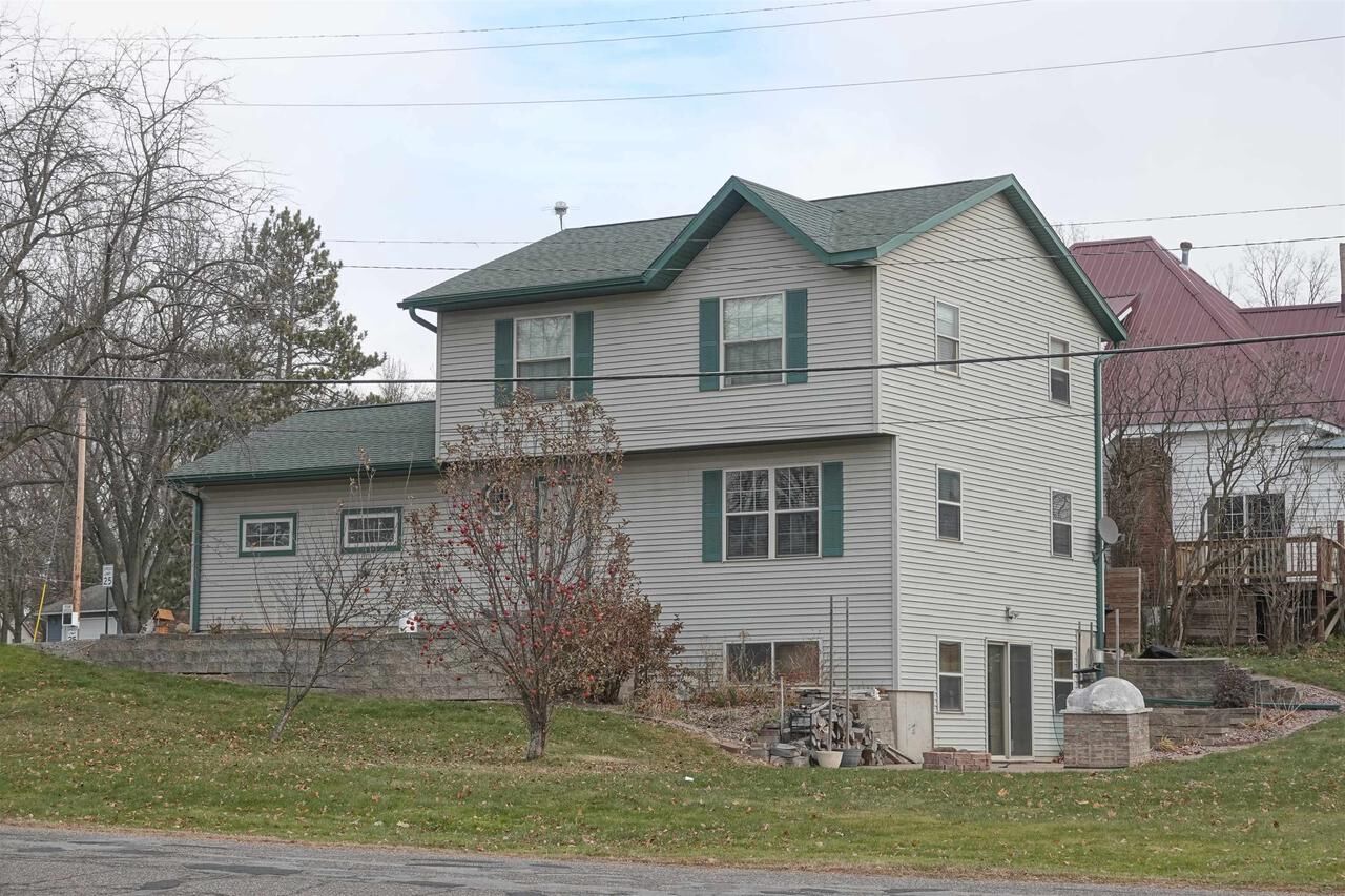 Property Photo:  204 East Perkins Street  WI 54451 