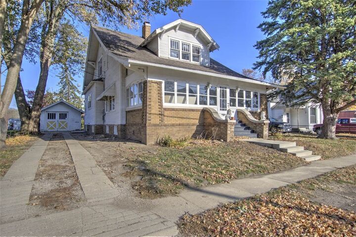 Property Photo:  308 Wait Street  IL 61818 