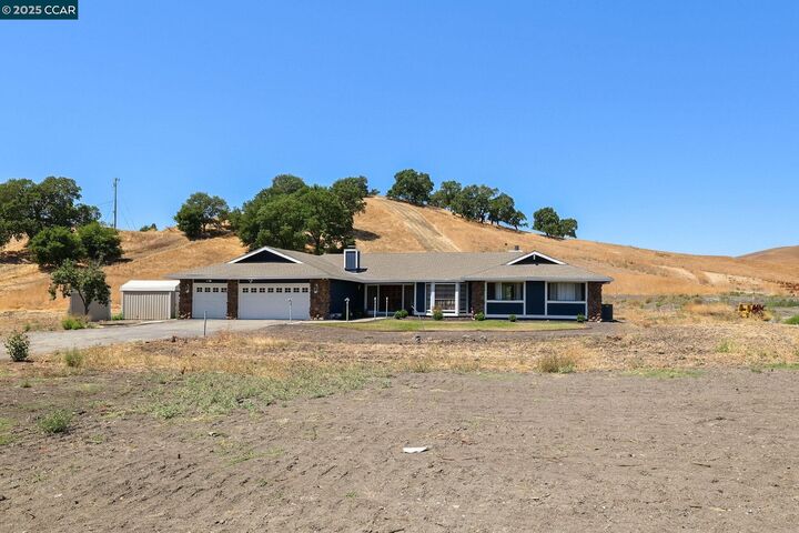 Property Photo: 1610 Lawrence Road CA 94506