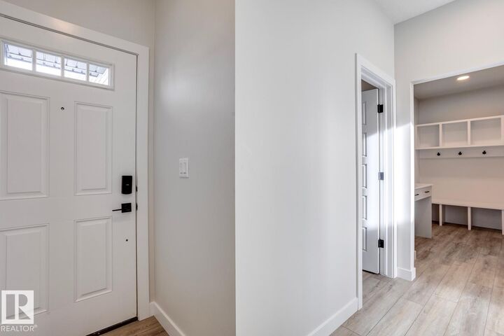 Property Photo:  6 Elis Link  AB T7X 4G8 