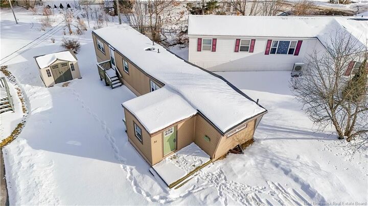 Property Photo:  35 Kelly'S Drive  NB E3B 7R1 