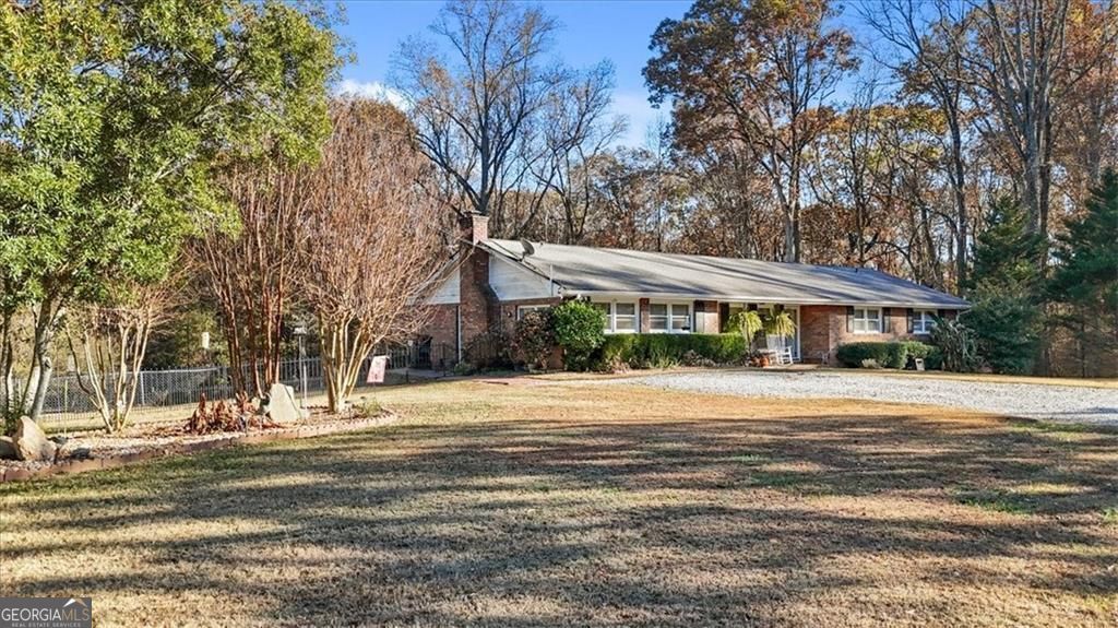 Property Photo:  13355 Holly Road  GA 30075 