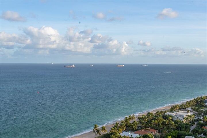 Property Photo: 3100 N Ocean Blvd 2307 FL 33308