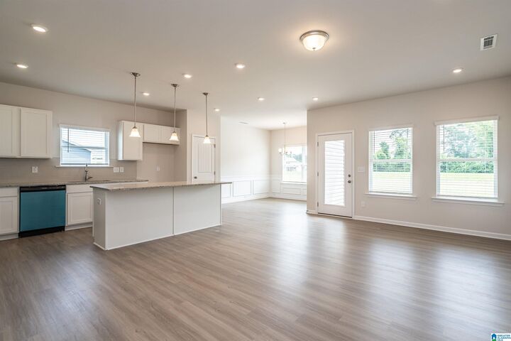 Property Photo: 5444 Headwinds Lane AL 35022