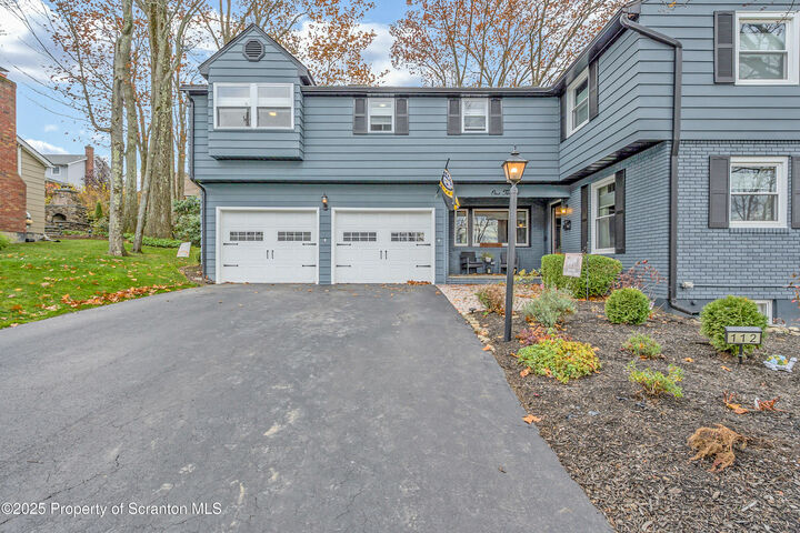 Property Photo: 112 Woodside Drive PA 18411