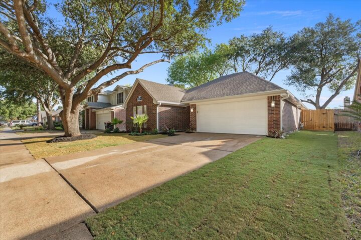 Property Photo:  12626 Duchess Lane  TX 77070 