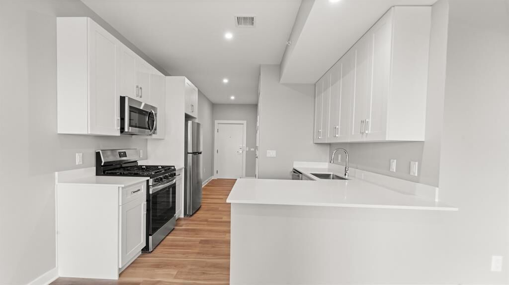 Property Photo: 475 Communipaw Ave 406 NJ 07304