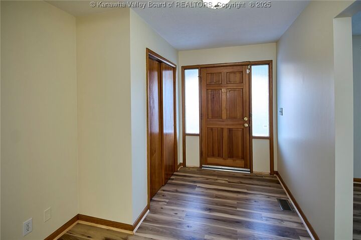 Property Photo:  4915 Chesterfield Avenue  WV 25304 