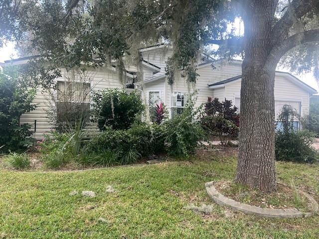 Property Photo: 5042 Desoto Way FL 34748