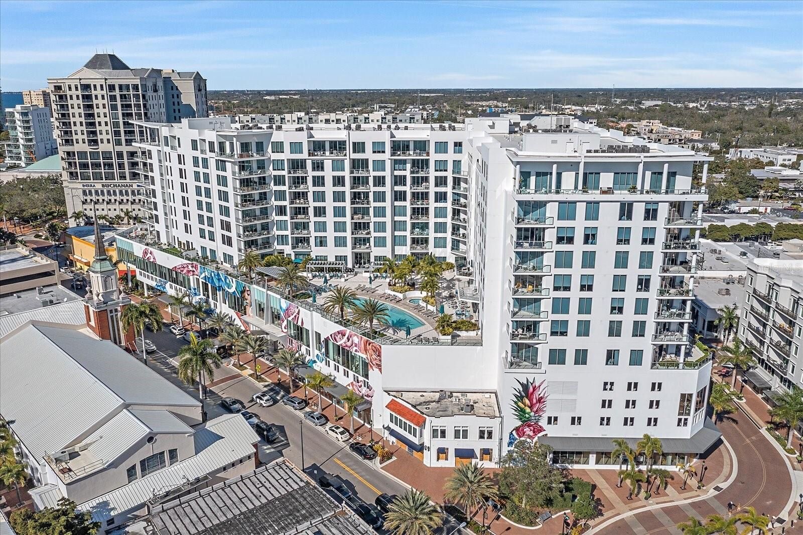 Property Photo: 111 S Pineapple Avenue 816 FL 34236