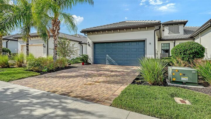 Property Photo:  12287 Myrtle Bay Court  FL 34238 