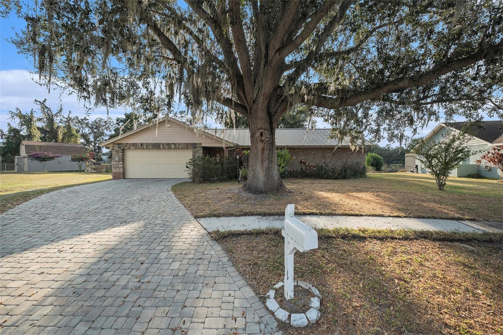 Property Photo:  3534 Yale Circle  FL 33578 