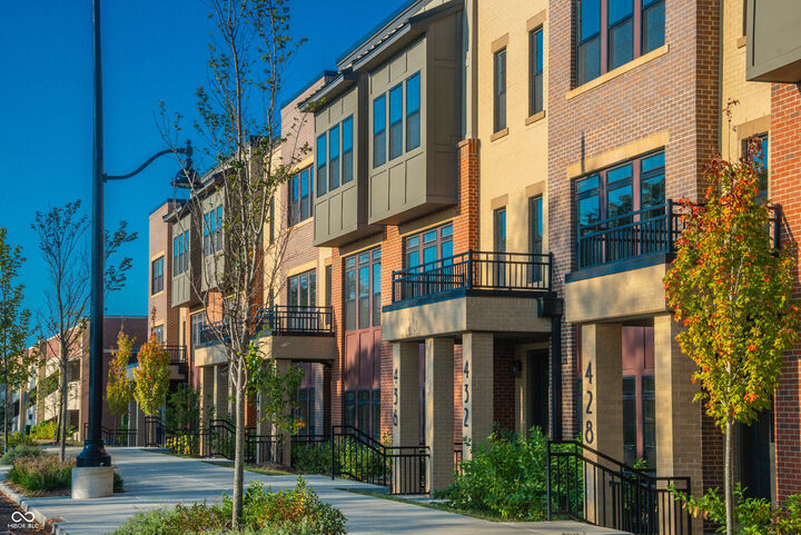 Property Photo: 432 S Meridian Street IN 46143