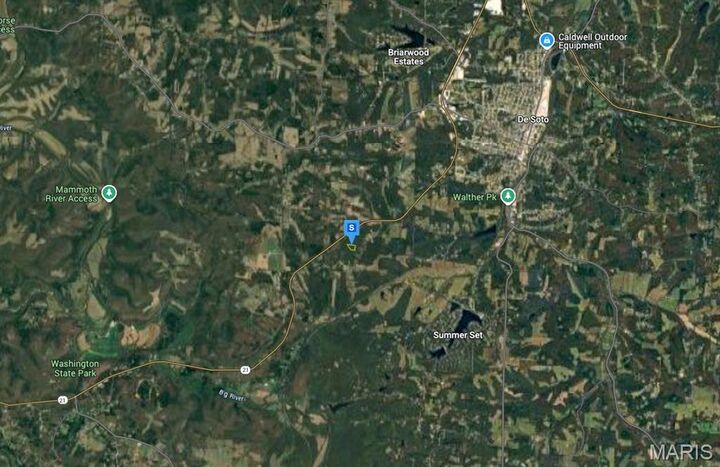 Property Photo:  13821 Vineland Road  MO 63020 