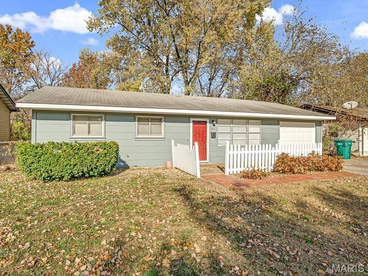 Property Photo: 211 Donald Street IL 62206