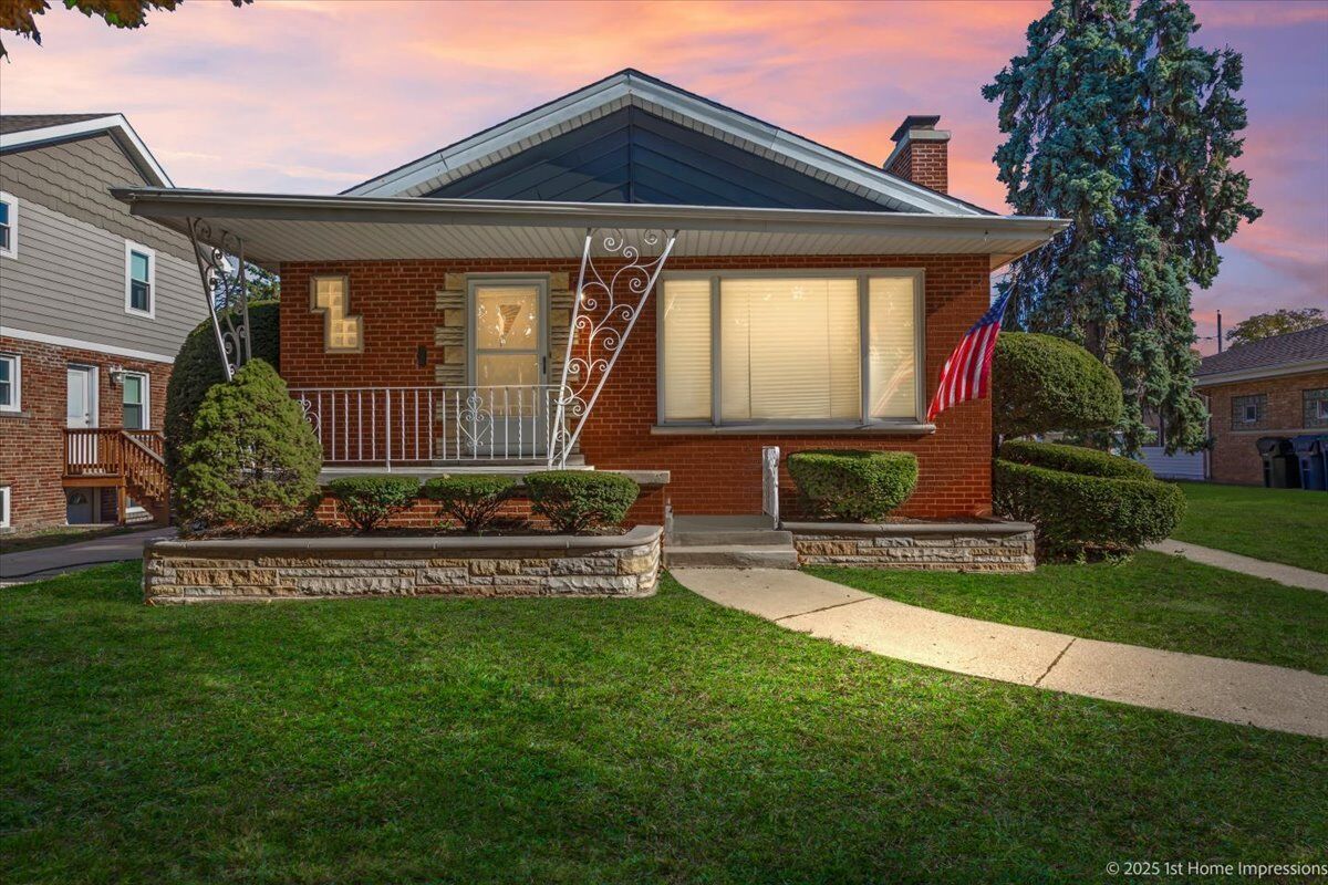 Property Photo: 9733 S Springfield Avenue IL 60805