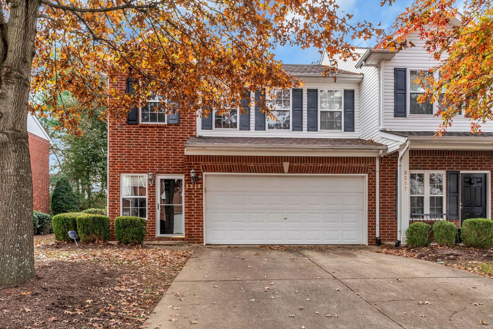 Property Photo:  5215 Southfork Blvd  TN 37138 