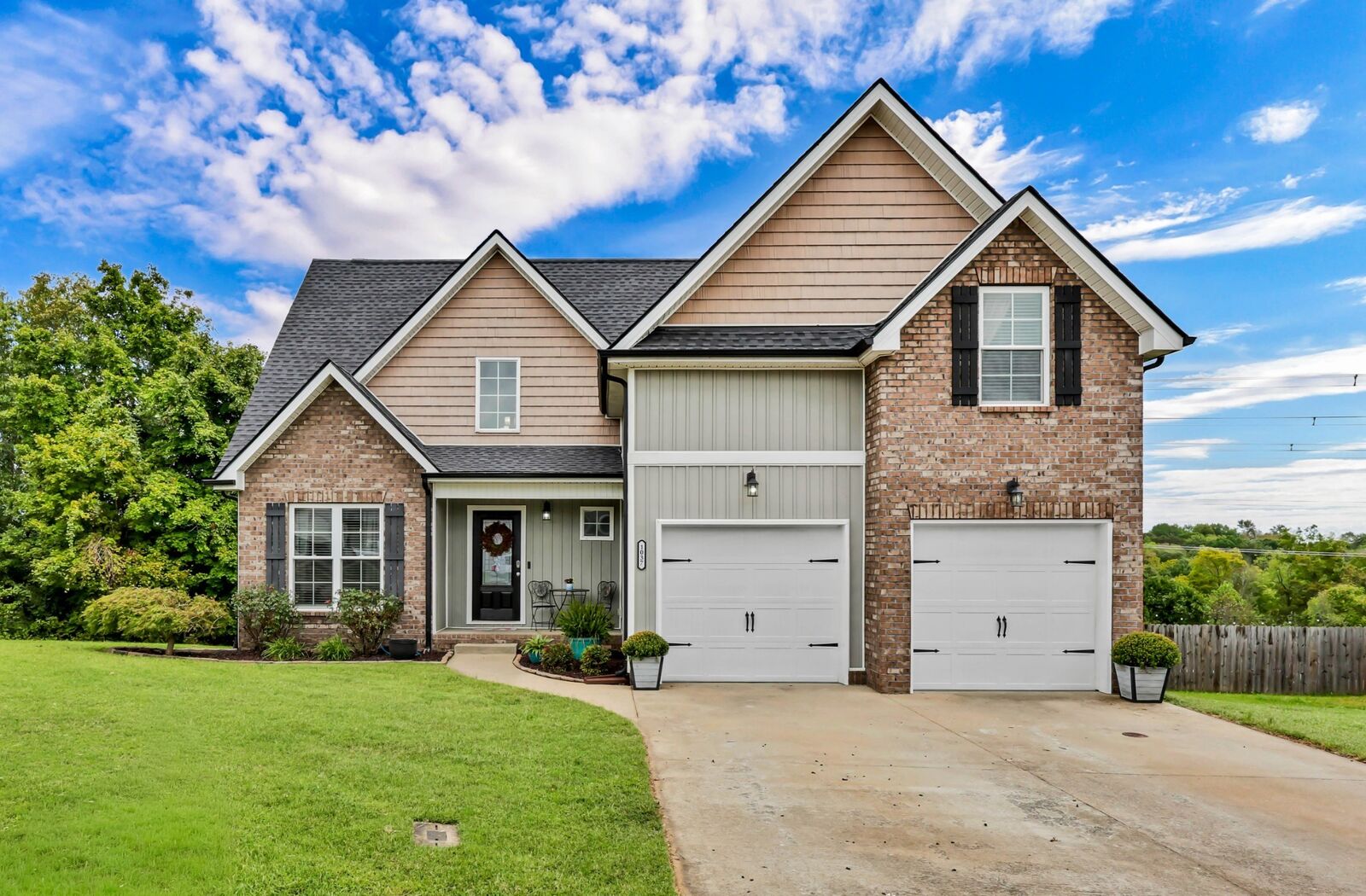 Property Photo:  1037 Quiver Ln  TN 37043 