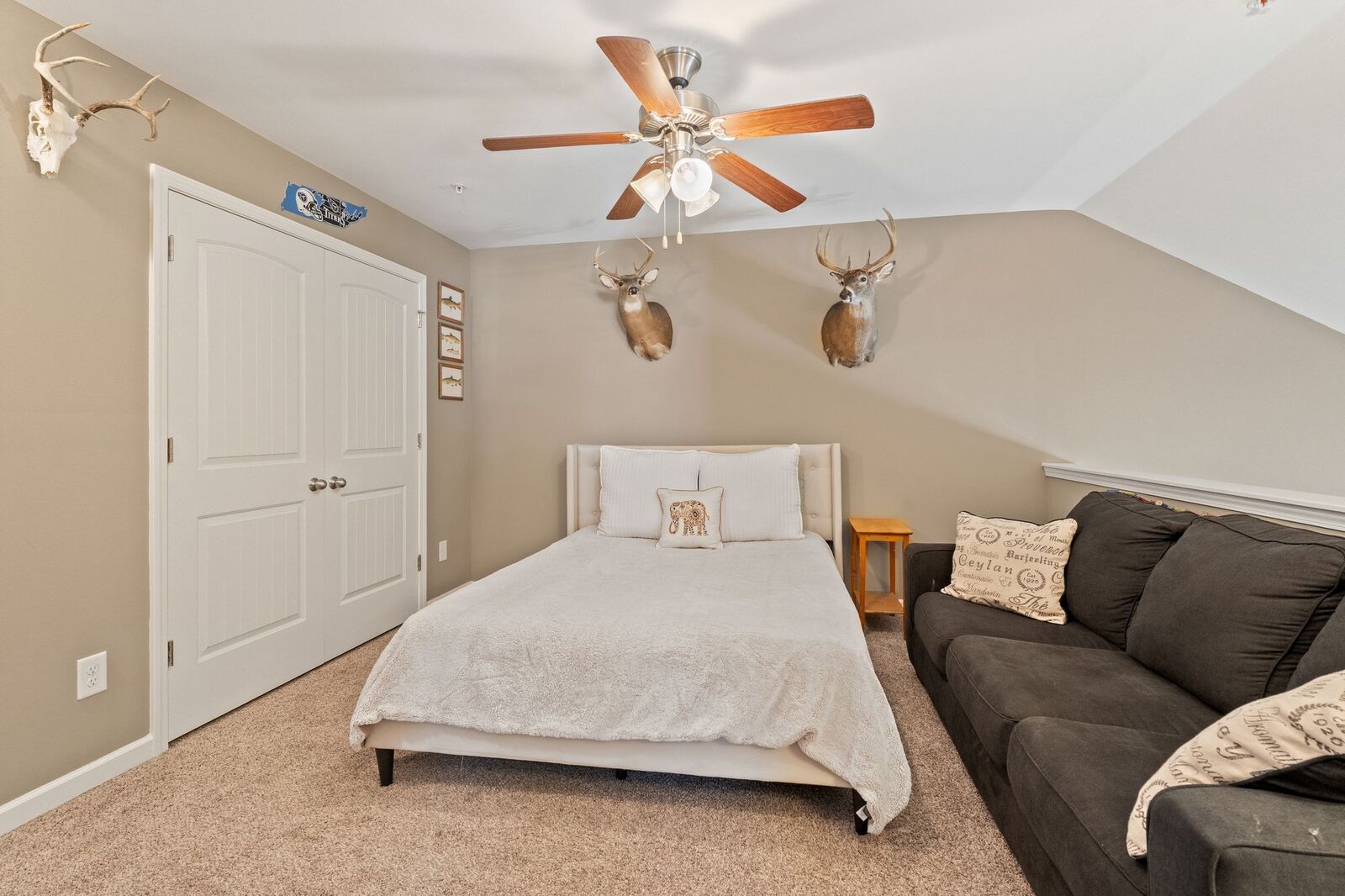 Property Photo:  4020 Commons Dr  TN 37174 