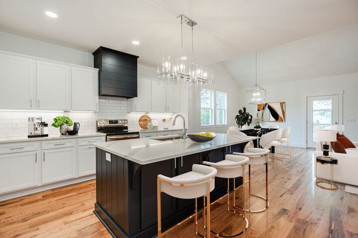 Property Photo:  335B McKennell Dr  TN 37206 