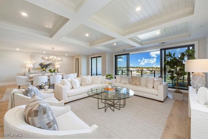 Property Photo: 1820 Gulf Shore Boulevard N 402-403 FL 34102