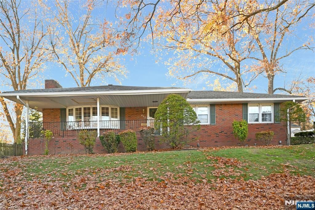 Property Photo:  412 Coolidge Avenue  NJ 07676 