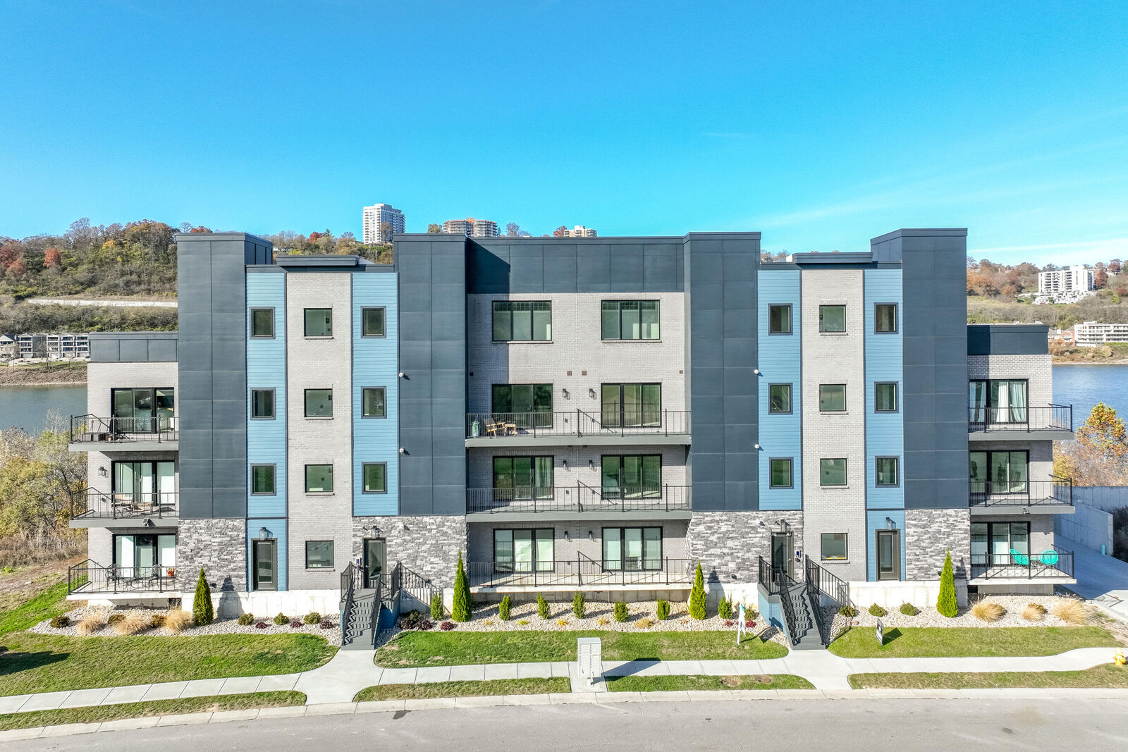 Property Photo: 745 Manhattan Boulevard KY 41074