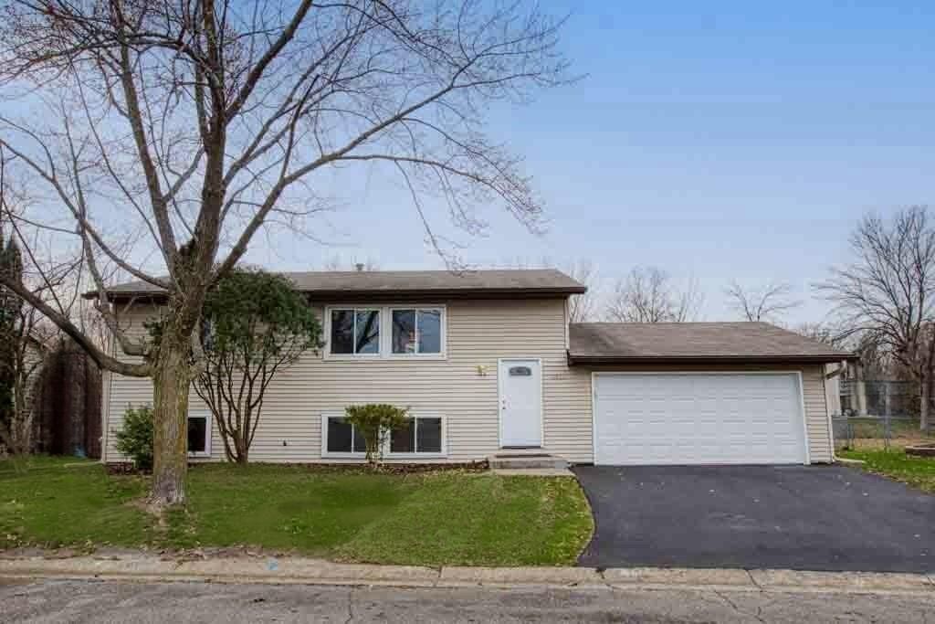 Property Photo:  4429 Slater Road  MN 55122 