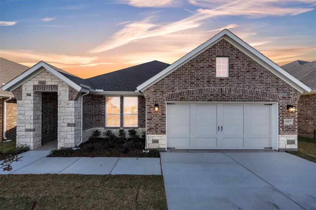 Property Photo: 15057 Green Bluff Drive TX 76008
