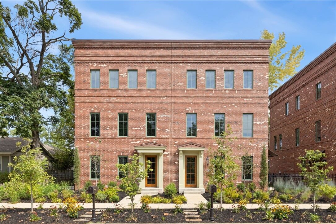 Property Photo:  308 NW 5th Street  AR 72712 