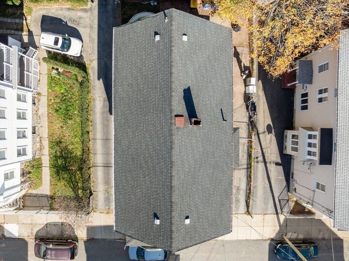 Property Photo:  610 Walnut  MA 02720 