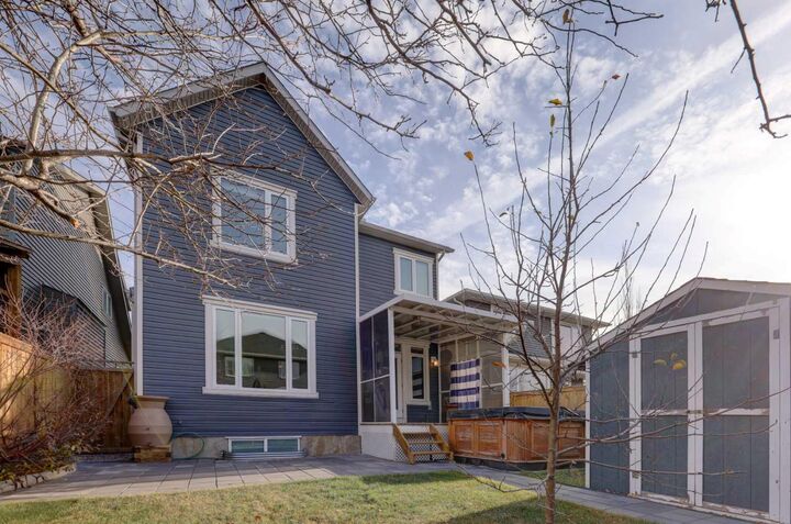 Photo de la propriété: 2695 Ravenslea Gardens SE AB T4A 0G7