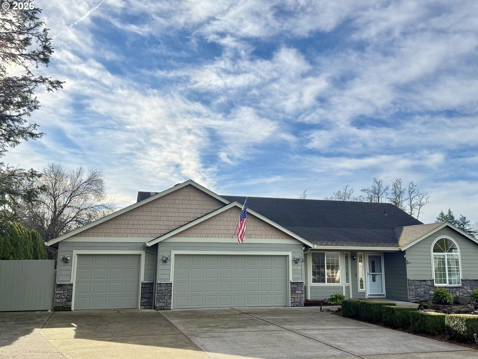 Property Photo:  2242 N M St  WA 98671 