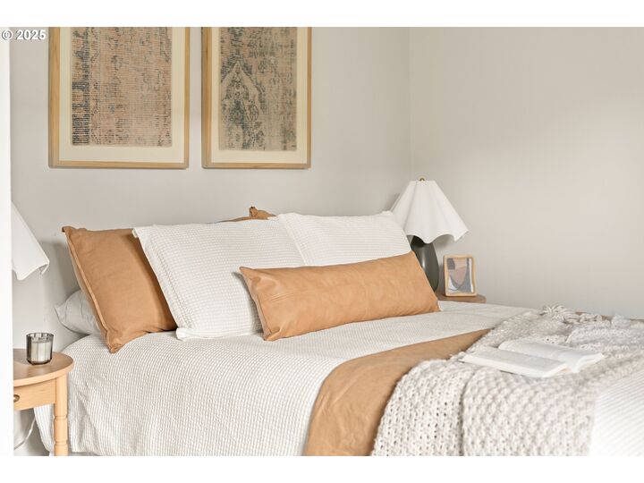 8422 SE 65th Ave  Portland OR 97206 photo