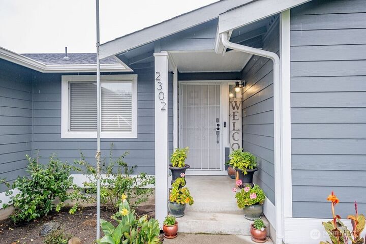 Property Photo: 2302 13th Street WA 98221