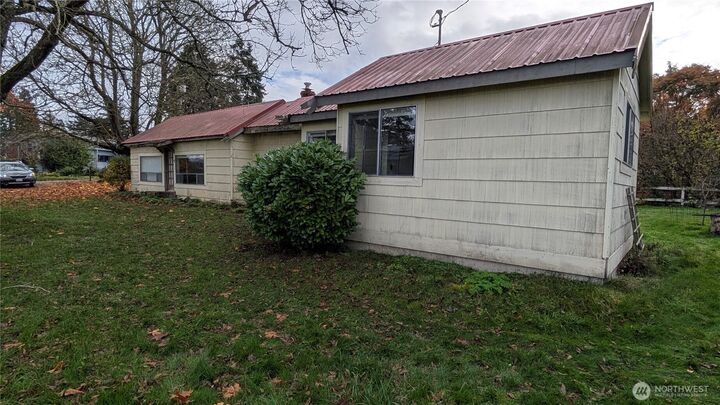 Property Photo: 4904 Blue Lady Lane WA 98260