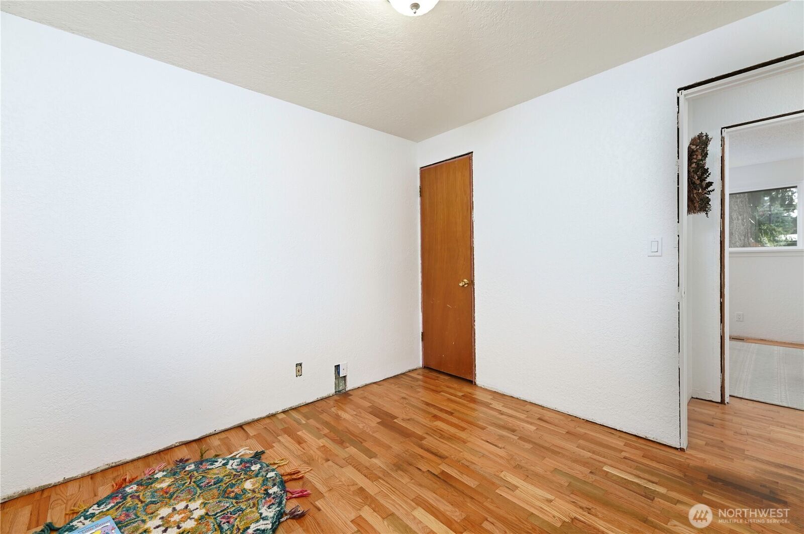 Property Photo:  5902  178th Street SW  WA 98037 