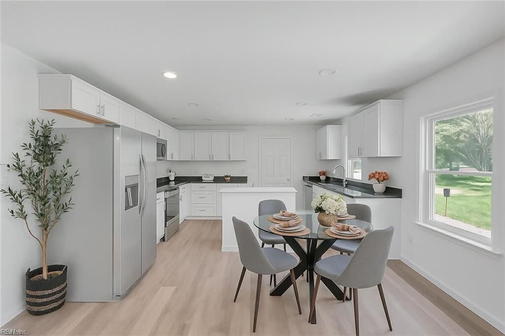 Property Photo:  5707 Holy Neck Rd  VA 23437 