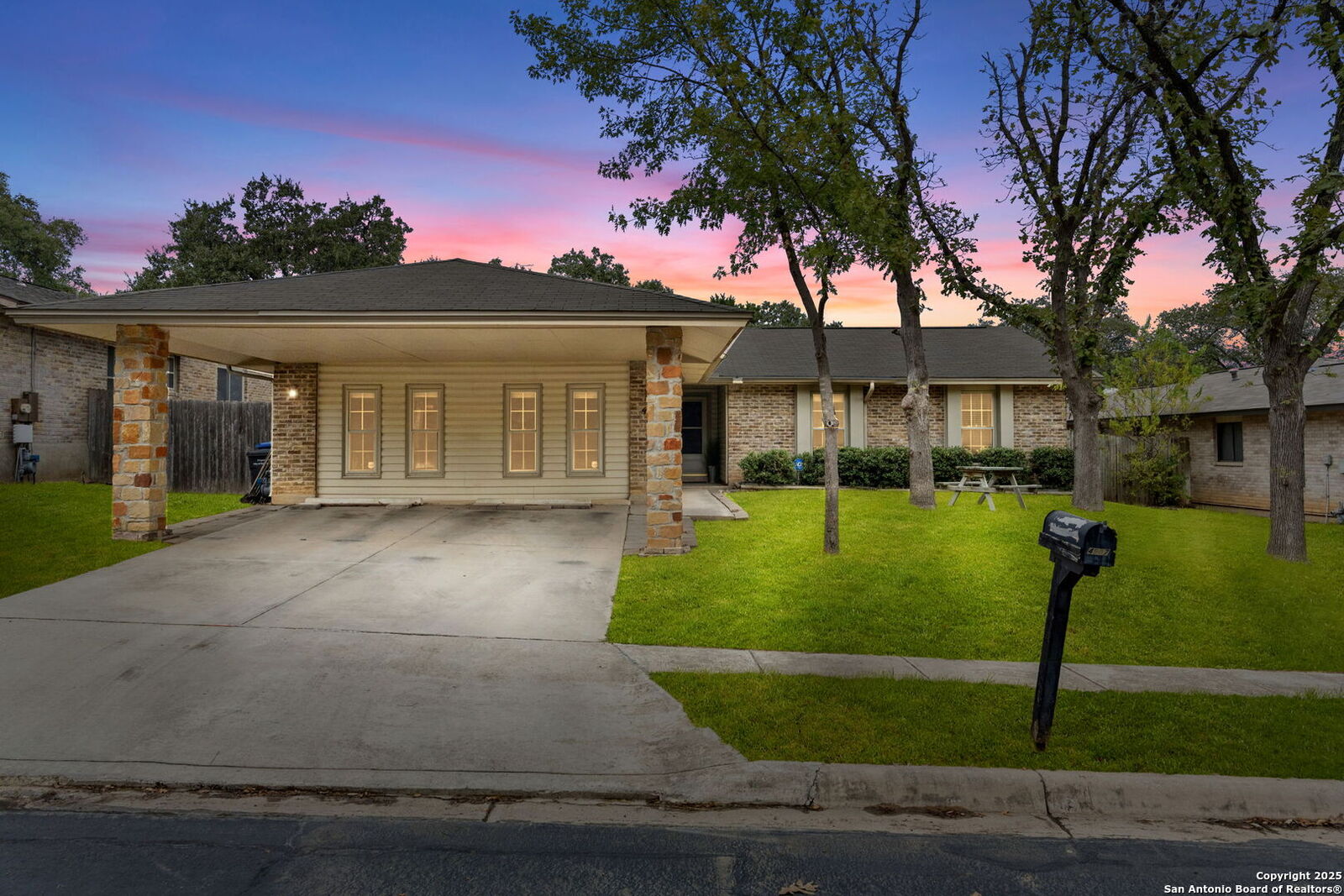 Property Photo: 4907 Babson TX 78249