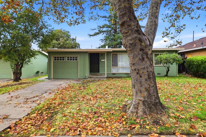 Property Photo:  10081 Endfield Way  CA 95127 