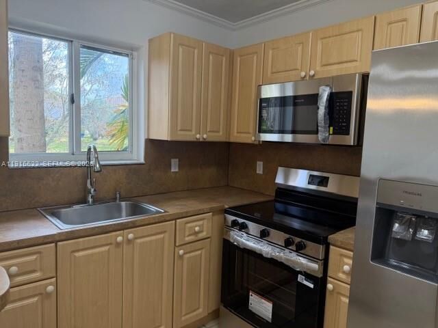 Property Photo: 2199 NW 77th Way 104 FL 33024