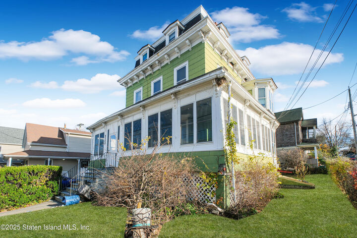 Property Photo: 5300 Arthur Kill Road NY 10307