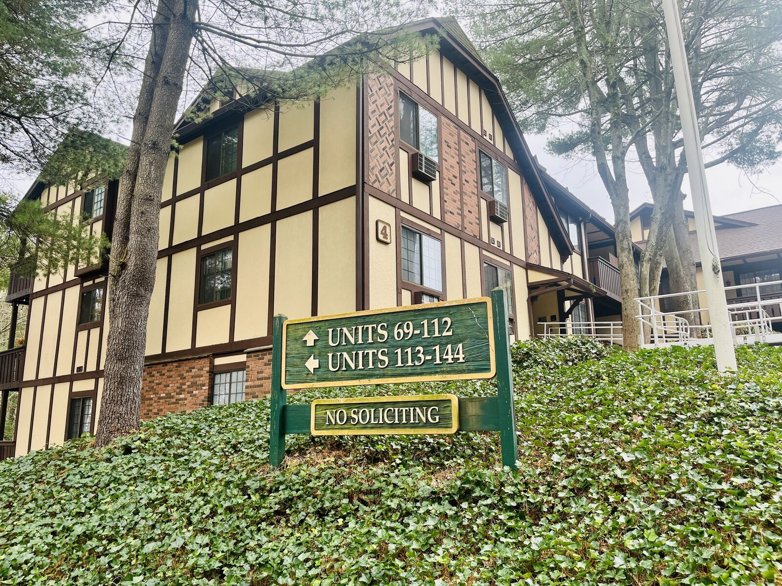 Property Photo:  125 Warner Hill Road 76  CT 06614 