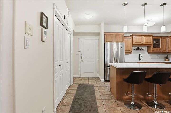 Property Photo:  615 Saskatchewan Crescent W 207  SK S7M 0A5 