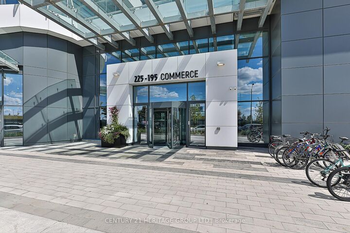 Photo de la propriété: 225 Commerce Street 6510 ON L4K 0R1