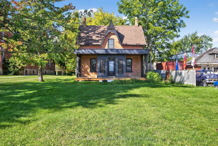 Property Photo:  76 Queen Street N  ON L0G 1W0 