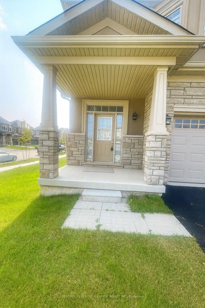 Property Photo:  22 Brewis Street  ON N3L 0L2 