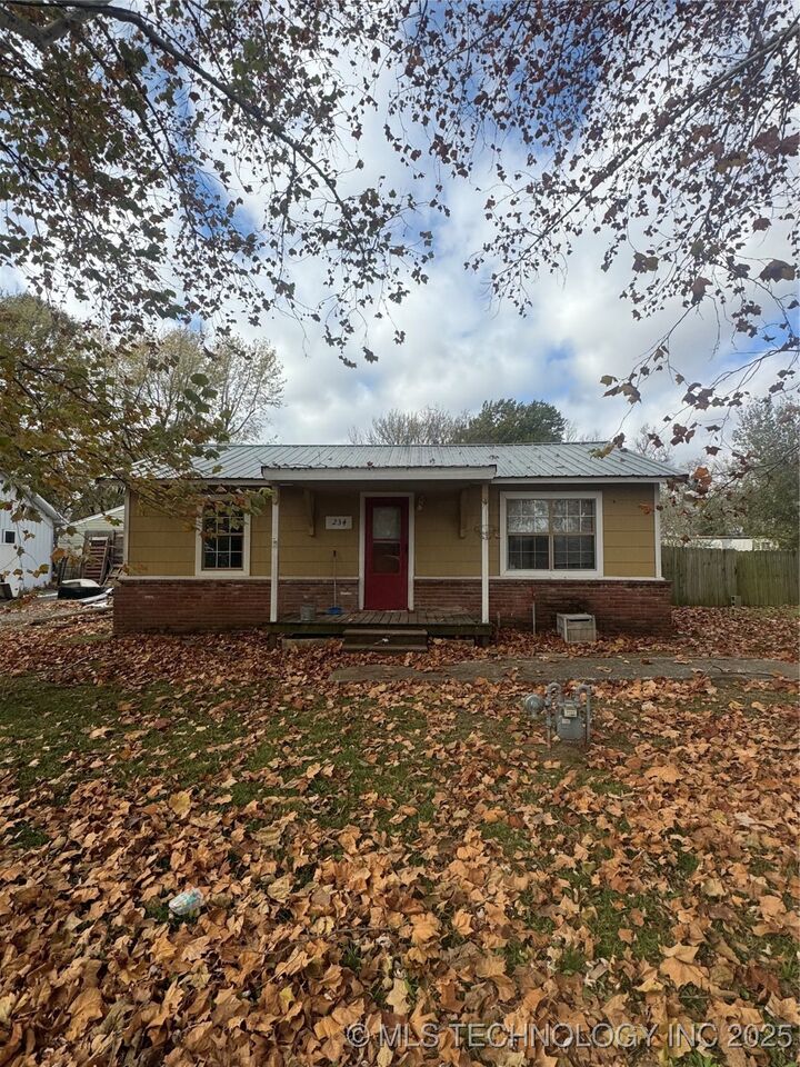 234 N 6th Street  Porter OK 74454 photo