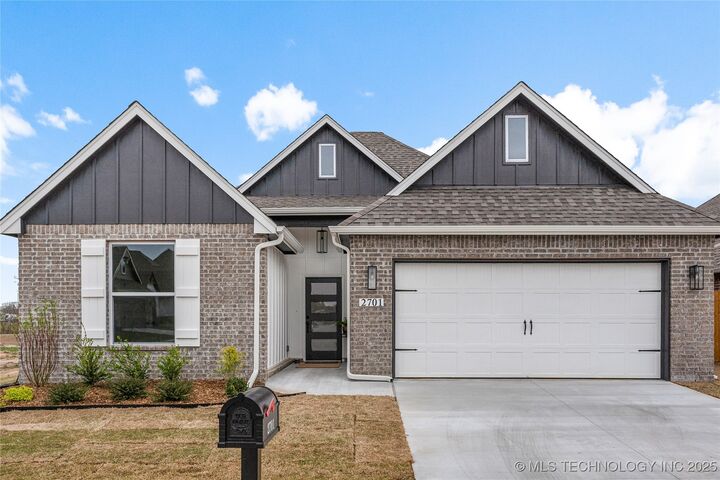 1218 N Elder Avenue  Broken Arrow OK 74012 photo